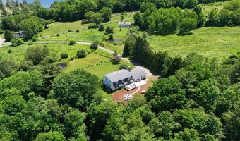 154 West St, Barton, VT 05822
