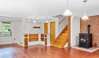 384 West St, Braintree, VT 05060
