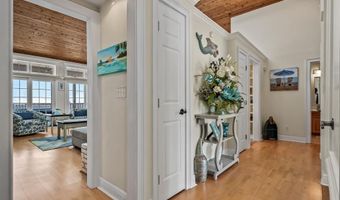 1039 Gulf Shore Blvd, Alligator Point, FL 32346