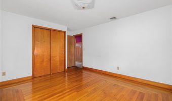 17 Jennie St, Cranston, RI 02920