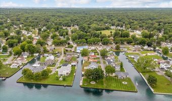 1748 Saint Clair River Dr, Algonac, MI 48001