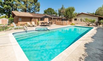 2046 Pheasant Run, Fallbrook, CA 92028