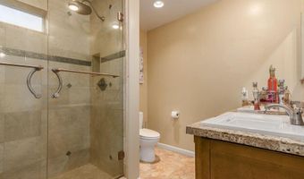 2705 W Summit Pl, Chandler, AZ 85224