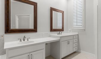 4117 Juliard Dr, Addison, TX 75001