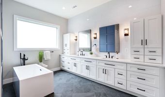 8525 RALEIGH Ave, Annandale, VA 22003