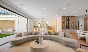 16728 Morrison St, Encino, CA 91436