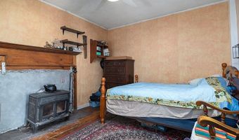 661 Washington St, Coventry, RI 02816