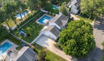 34 Green Meadow Blvd, Middletown, NJ 07748