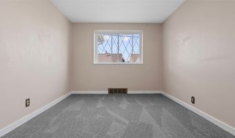2119 Mcminn St, Aliquippa, PA 15001