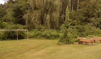 4 Brackett Hill Rd, Alfred, ME 04002