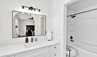 14769 Nanticoke Rd, Apple Valley, CA 92307