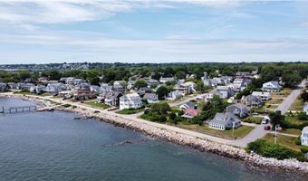 3 Onondega Rd, Narragansett, RI 02882