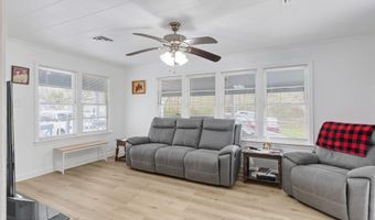 10808 Clarise Dr, Abbeville, LA 70510