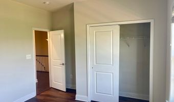 43157 CLARENDON Sq, Ashburn, VA 20148