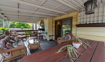 38 Hillvale Rd, Albertson, NY 11507