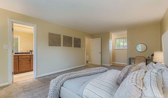 7711 Devonshire Ct, Boulder, CO 80301