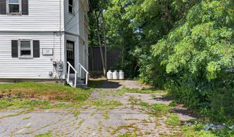 6 Amherst St, Augusta, ME 04330