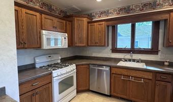 709 N St, Aurora, NE 68818