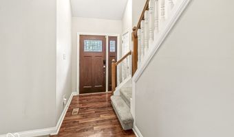 6442 Royal Oakland Dr, Indianapolis, IN 46236
