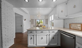 622 46TH St, Astoria, OR 97103