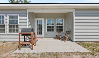 1916 Arnold Dr SE, Allenhurst, GA 31301