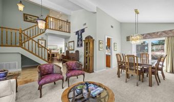 2142 Klamath Dr, Camarillo, CA 93010
