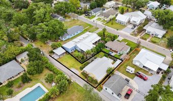 321 State St, Bay St. Louis, MS 39520