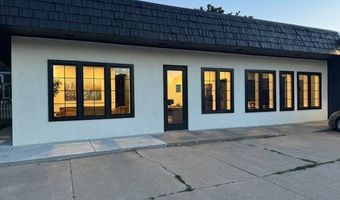 1016 M St, Aurora, NE 68818