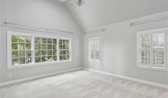 1014 Lenox Crst NE, Atlanta, GA 30324