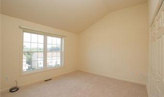 107 Sienna Dr 107, Danbury, CT 06810