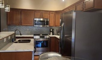 3210 Leverett Ct, Alton, IL 62002