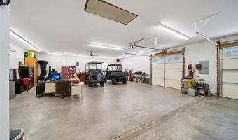 56402 E 285 Rd, Afton, OK 74331