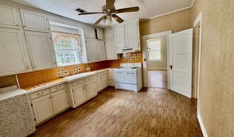 115 W Johnson St, Bruce, MS 38915