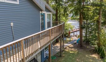 30 S Shore Dr, Barnstead, NH 03225
