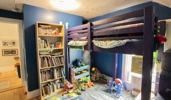 267 Pine St, Bangor, ME 04401