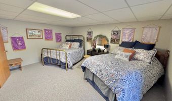 203 3rd Ave SW, Bowman, ND 58623