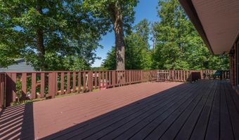 7041 CINDY Ln, Annandale, VA 22003