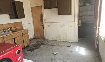 39 Roosevelt St, Bridgeport, CT 06608