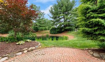 1935 Brookwood Dr, Akron, OH 44313
