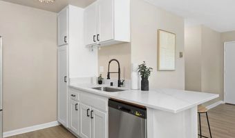 4515 4Th St 11, La Mesa, CA 91941