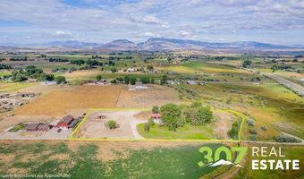 15 Cole Rd, Cody, WY 82414