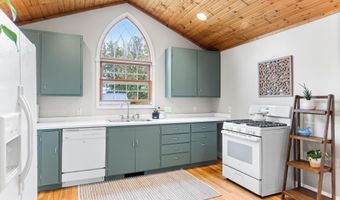 7432 COUNTY ROAD A, Almond, WI 54909