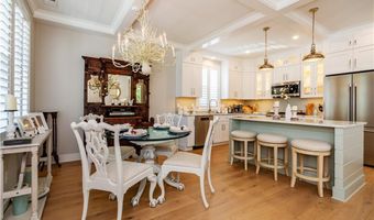 15 Castle St 9, East Greenwich, RI 02818
