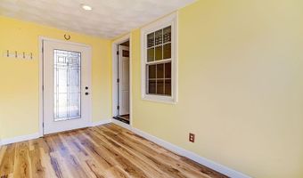63 Ferncliff Ave, North Providence, RI 02911