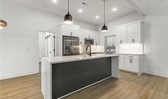 2 Damerham Ln, Bella Vista, AR 72714