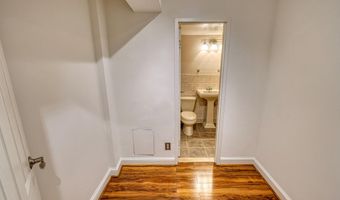 1801 CLYDESDALE Pl NW 311, Washington, DC 20009