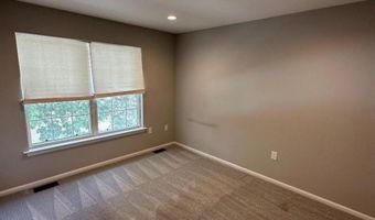 1002 Timberbrooke Dr, Bedminster, NJ 07921