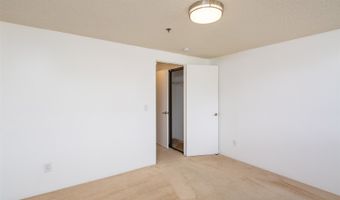 2860 Waialae Ave 302, Honolulu, HI 96826