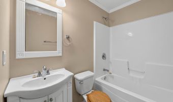 133 7th Avenue Ct NE, Altoona, IA 50009