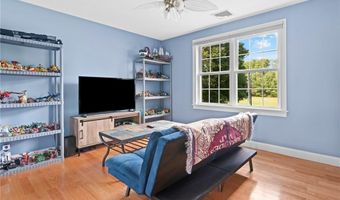 51 Reservoir Rd, Cumberland, RI 02864